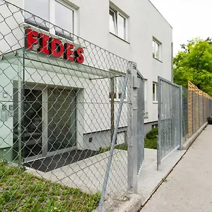 Elegant In Near Golden Roof Apartment Innsbruck