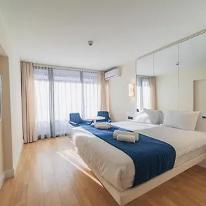 orbi-apartments-1.batumihotels.net/